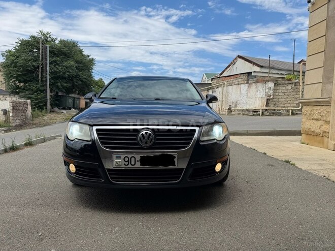 Volkswagen Passat-1