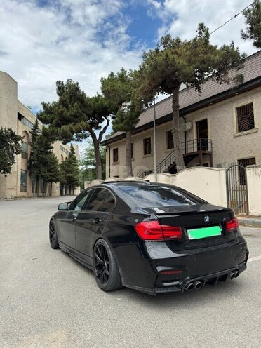 BMW 330-13