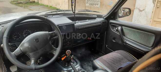 GAZ 3110 "Volga"-5