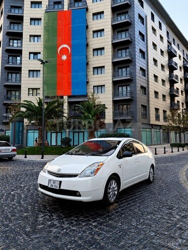 Toyota Prius-1