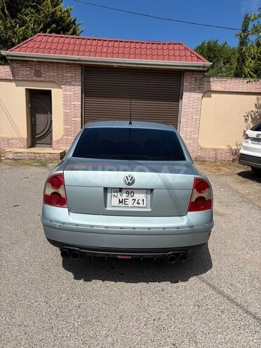 Volkswagen Passat-4