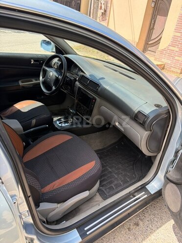 Volkswagen Passat-10