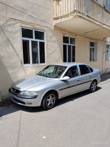 Opel Vectra-1