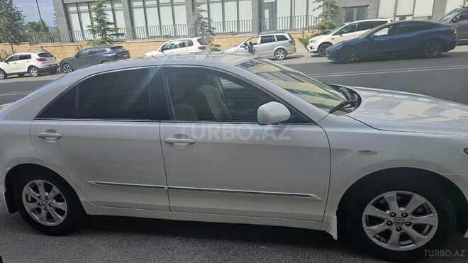 Toyota Camry-4