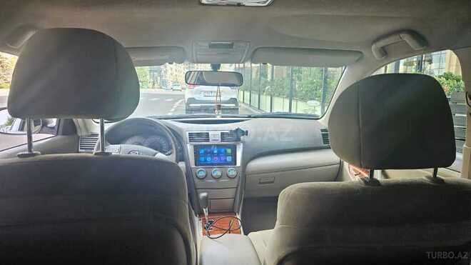 Toyota Camry-5