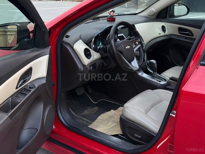 Chevrolet Cruze-8