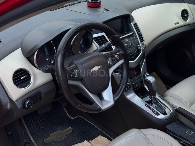 Chevrolet Cruze-9