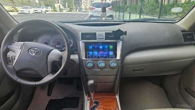 Toyota Camry-6