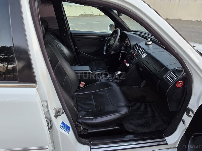 Mercedes C 220-9