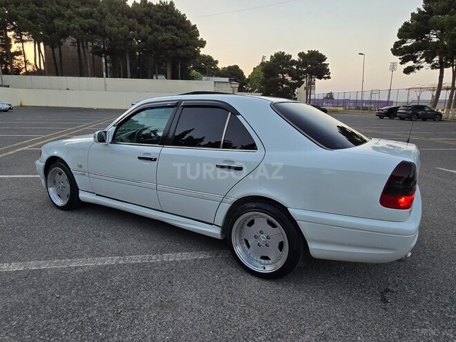 Mercedes C 220-7