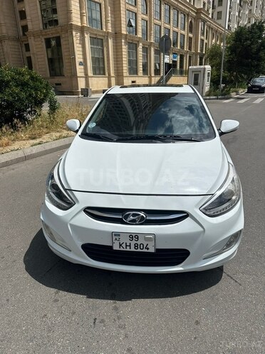 Hyundai Accent-1