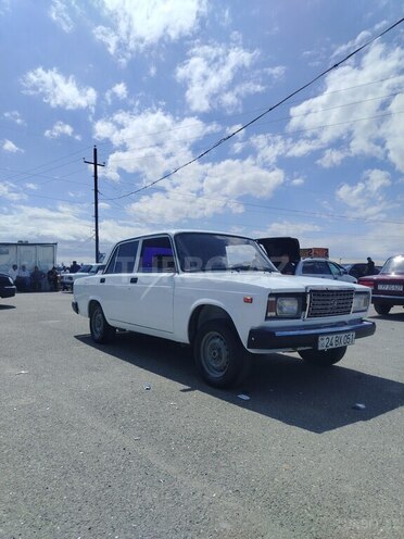 LADA (VAZ) 2107-2