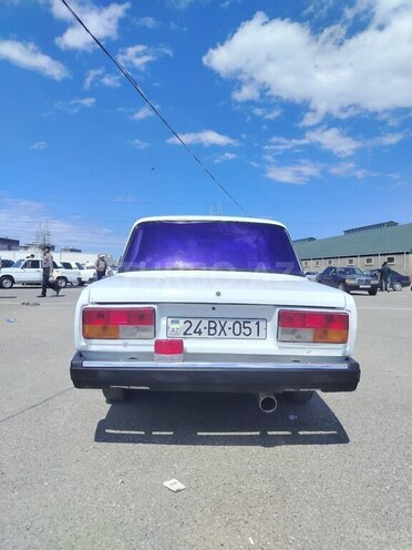 LADA (VAZ) 2107-4