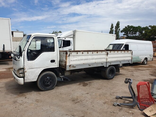 Isuzu NKR 55 L-3