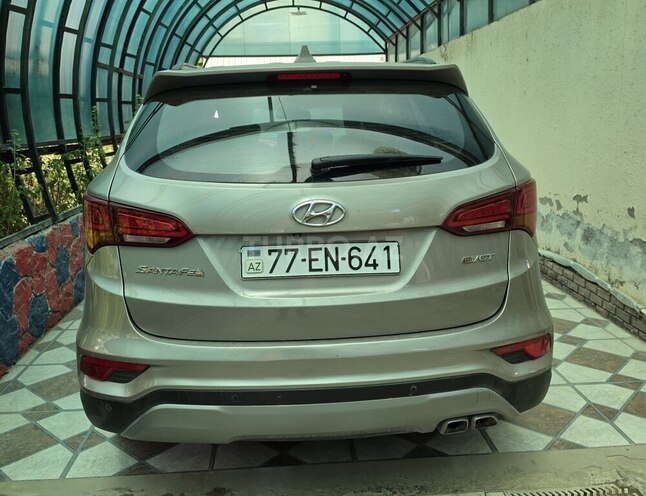 Hyundai Santa Fe-9