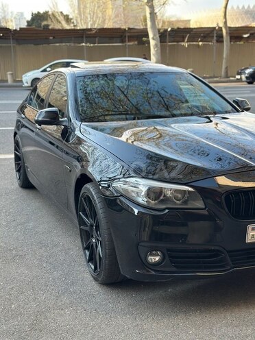 BMW 528-2