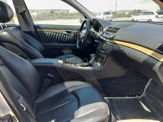 Mercedes E 350-7