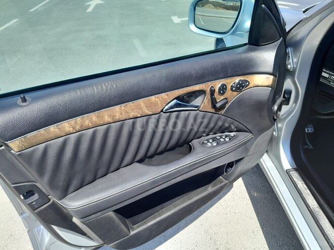 Mercedes E 350-16