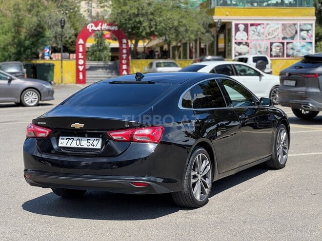Chevrolet Malibu-8