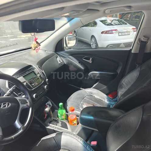 Hyundai ix35-10