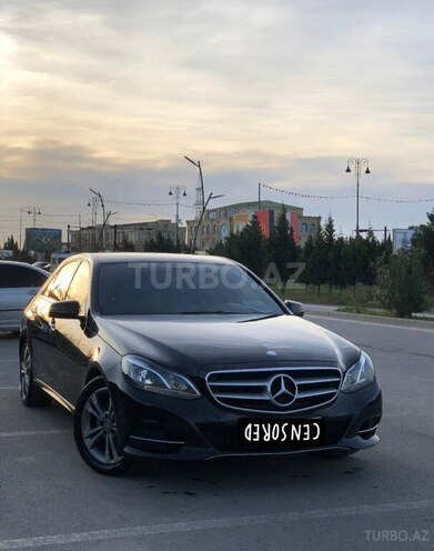Mercedes E 220-1