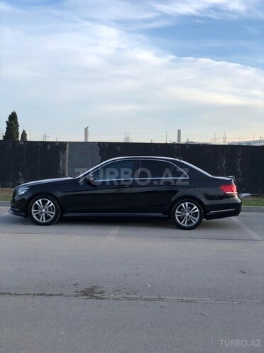 Mercedes E 220-5