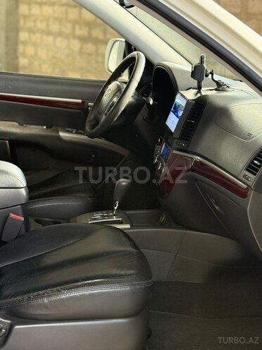 Hyundai Santa Fe-20