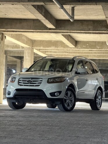 Hyundai Santa Fe-12