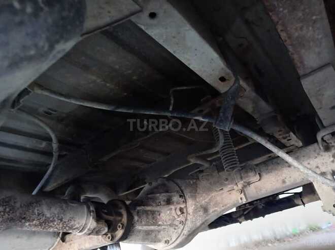 Ford Transit-10