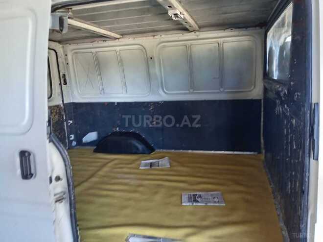 Ford Transit-7