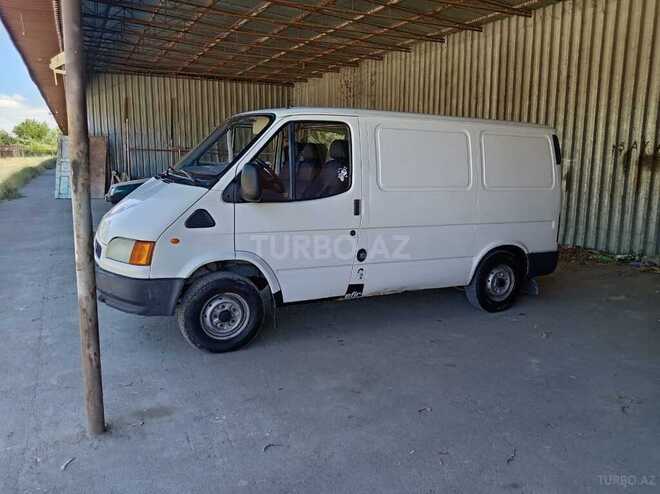 Ford Transit-18