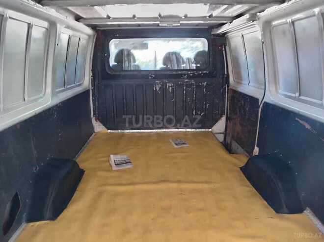 Ford Transit-14