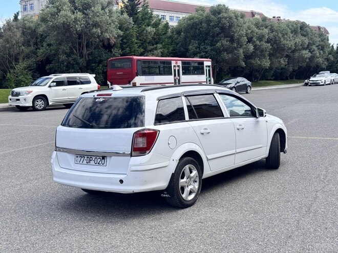 Opel Astra-13