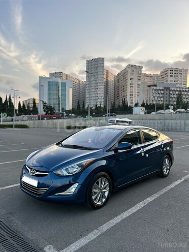 Hyundai Elantra-6