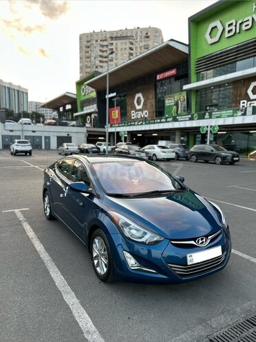 Hyundai Elantra-5