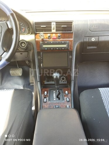Mercedes C 220-2