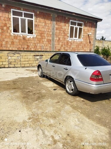 Mercedes C 220-6