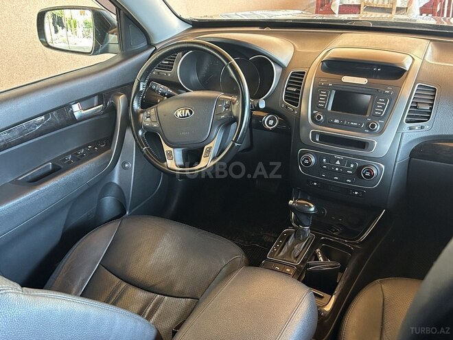 Kia Sorento-4
