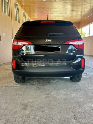 Kia Sorento-3