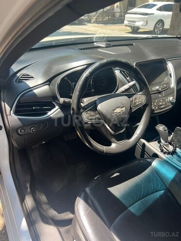 Chevrolet Malibu-6