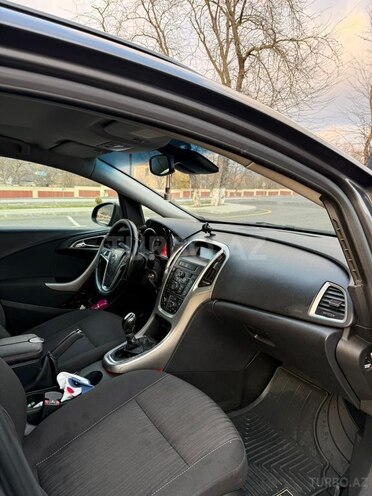Opel Astra-6