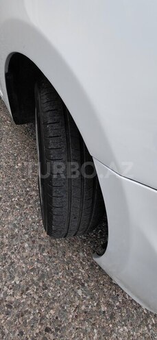 Hyundai Accent-7