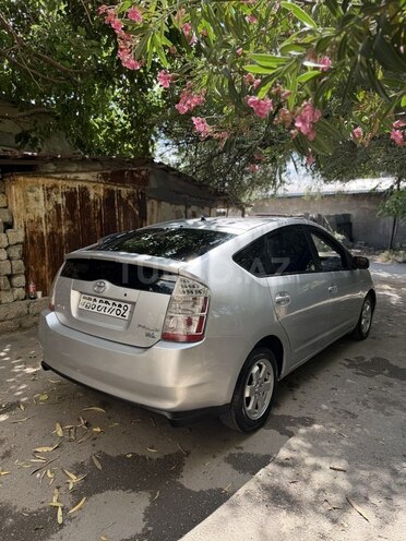 Toyota Prius-6