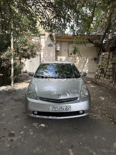 Toyota Prius-1