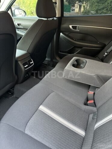 Hyundai Sonata-6