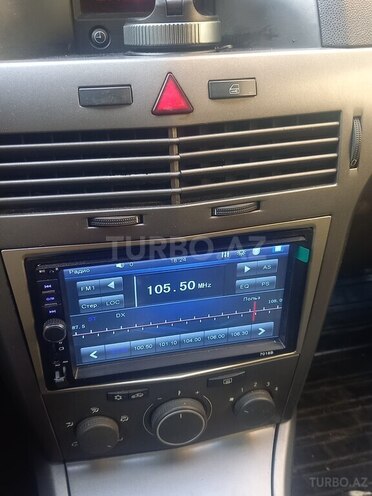 Opel Astra-10