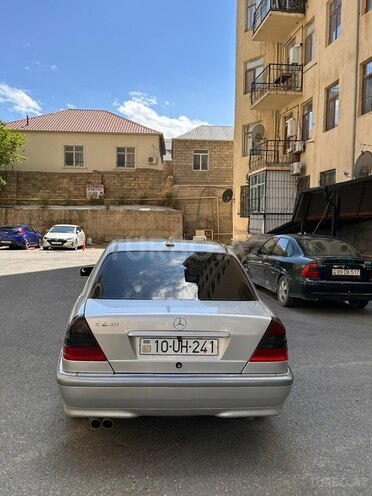 Mercedes C 240-2