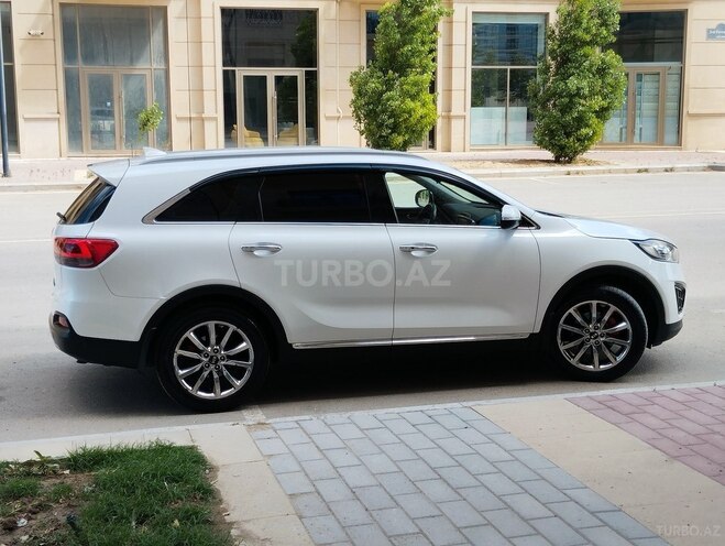 Kia Sorento-4