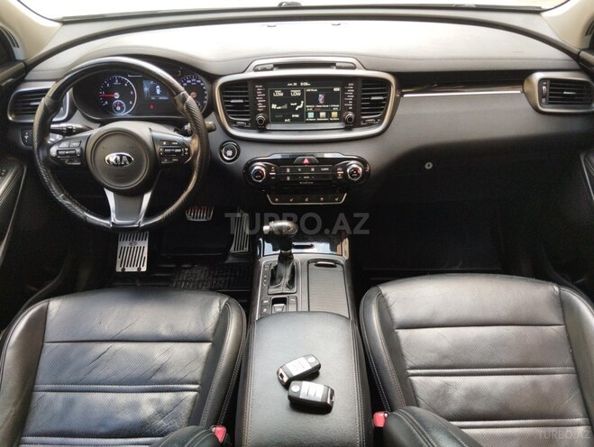 Kia Sorento-7