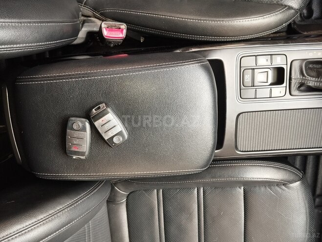 Kia Sorento-17